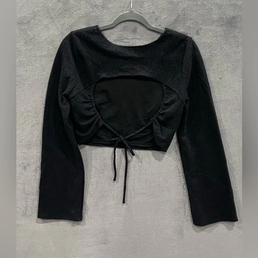 Free People Kendra Lace Black Crop Top Long Sleeve Women’s Size 8 NWT